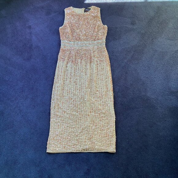 EUC Mac Duggal Sleeveless High Neck Beaded Midi Sheath Dress Sz 6 - Picture 4 of 11